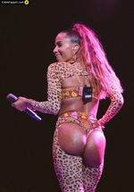 anitta bunda rabo Photo